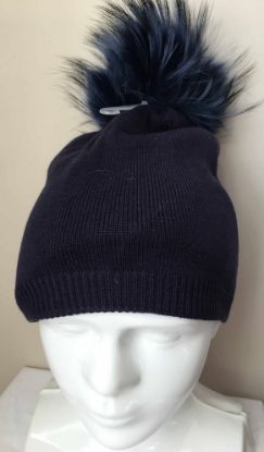 Obrazek Czapka z wełną i pomponem z futra naturalnego Włochy